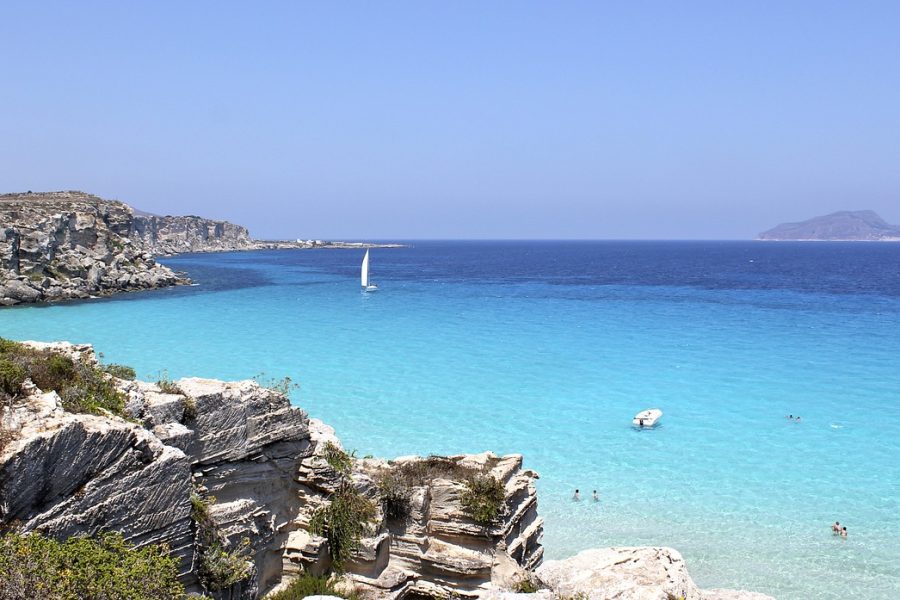 Scopri il mondo sotto il livello del mare