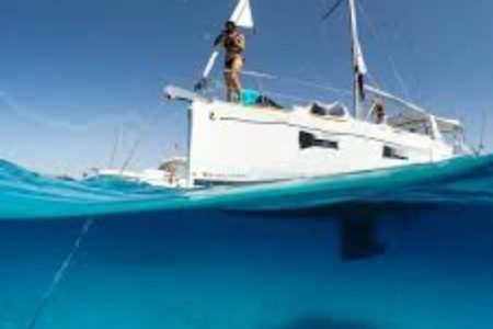 Escursione in Barca a Favignana – Un Giorno tra Mare Cristallino e Sapori Siciliani